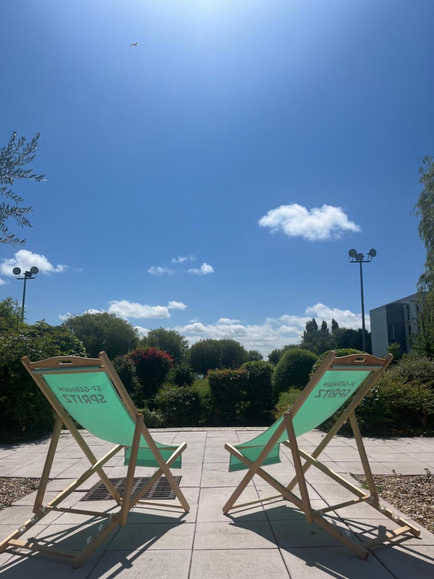 Kyriad Deauville - St Arnoult Сент-Арну Экстерьер фото